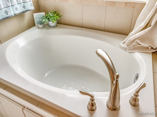 37 Setter Trail, Pike Road, AL 36064