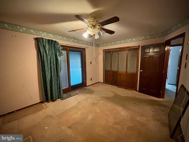 401 MARSDEN AVE, Essington, PA 19029