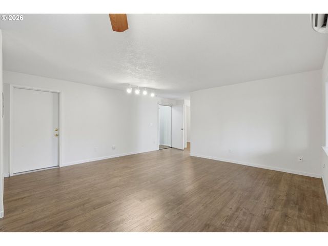 112 MELLINGER Pl, Dayton, OR 97114