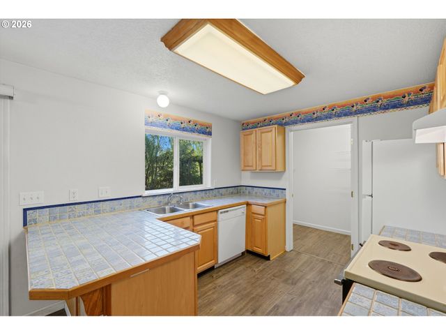 112 MELLINGER Pl, Dayton, OR 97114