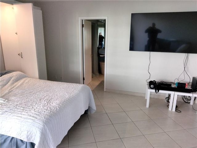 3800 Galt Ocean Drive 302, Fort Lauderdale, FL 33308