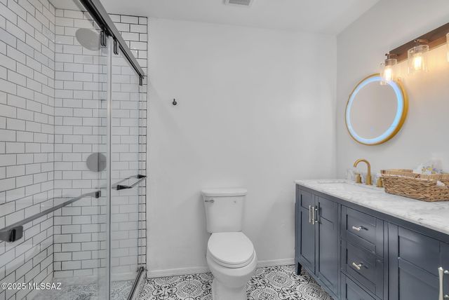 1911 W Meadow Hills Drive, Nogales, AZ 85621