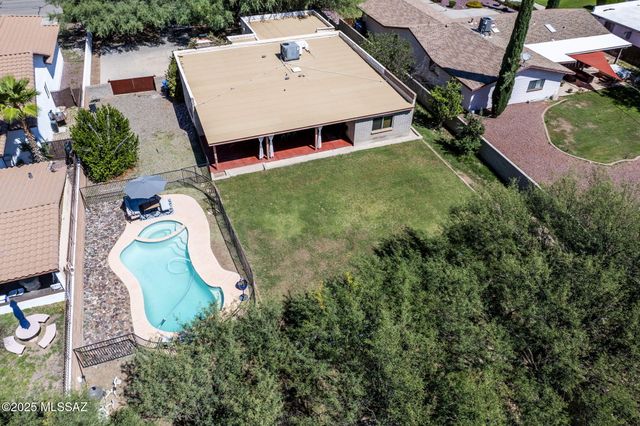 1911 W Meadow Hills Drive, Nogales, AZ 85621