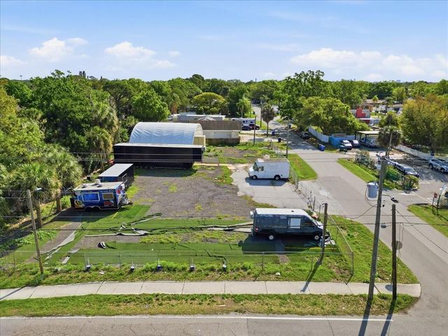 7511 WINCHESTER DRIVE, Tampa, FL 33615