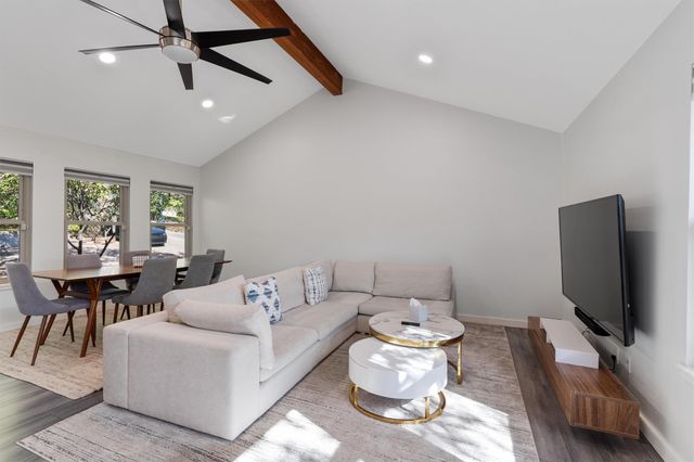 1619 Lupine LN, Austin, TX 78741