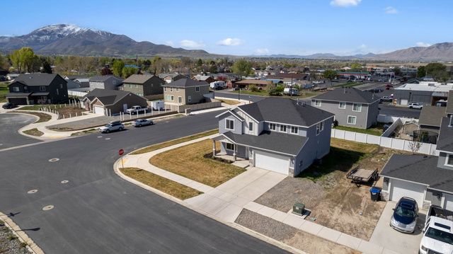 215 N 250 E, Salem, UT 84653