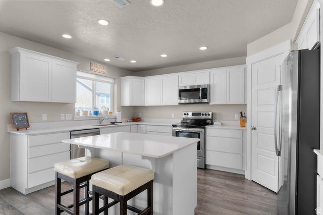 215 N 250 E, Salem, UT 84653