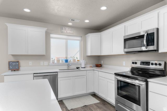 215 N 250 E, Salem, UT 84653