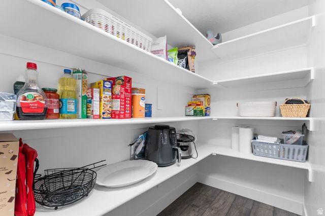 215 N 250 E, Salem, UT 84653