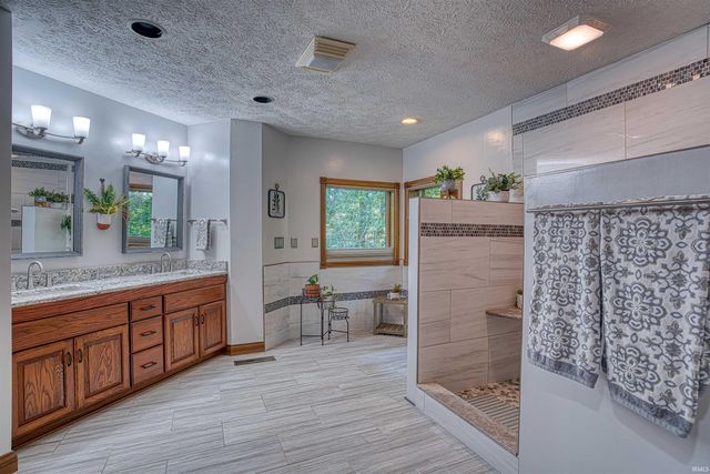 1244 Hunter Boulevard, Boonville, IN 47601