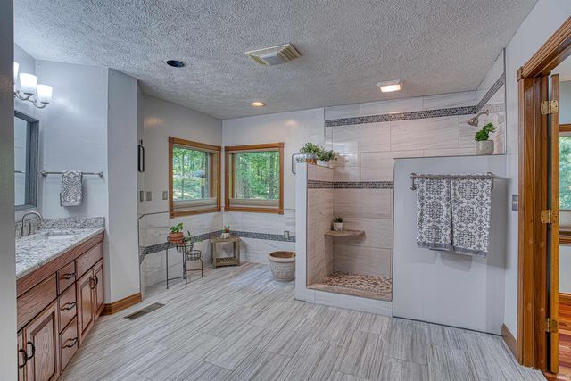 1244 Hunter Boulevard, Boonville, IN 47601