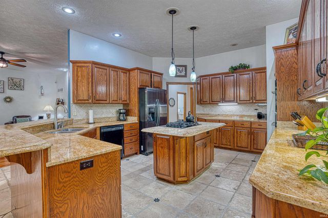 1244 Hunter Boulevard, Boonville, IN 47601