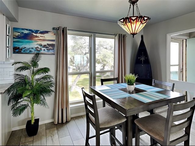 2003 N Fulton Beach Road N 14, Rockport, TX 78382