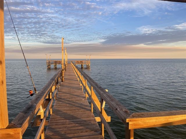 2003 N Fulton Beach Road N 14, Rockport, TX 78382