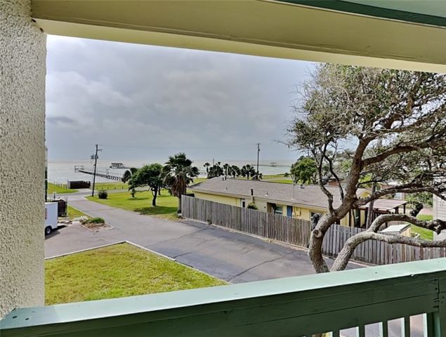 2003 N Fulton Beach Road N 14, Rockport, TX 78382
