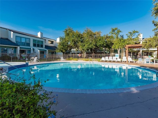 2003 N Fulton Beach Road N 14, Rockport, TX 78382