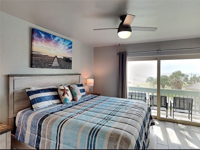 2003 N Fulton Beach Road N 14, Rockport, TX 78382