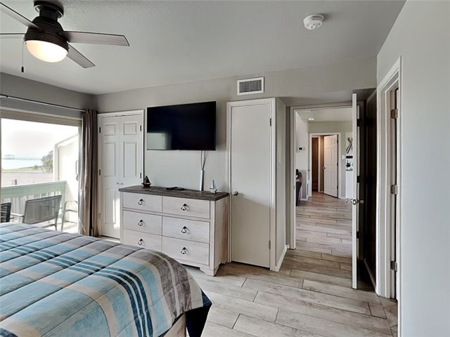 2003 N Fulton Beach Road N 14, Rockport, TX 78382