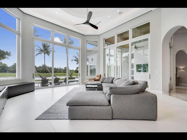 12990 Marsh Landing, Palm Beach Gardens, FL 33418