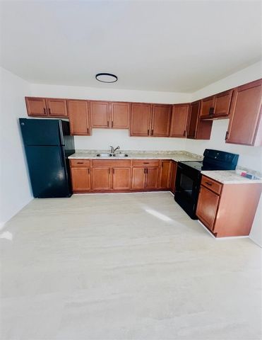 3481-3489 S Summerton Road, Mount Pleasant, MI 48858