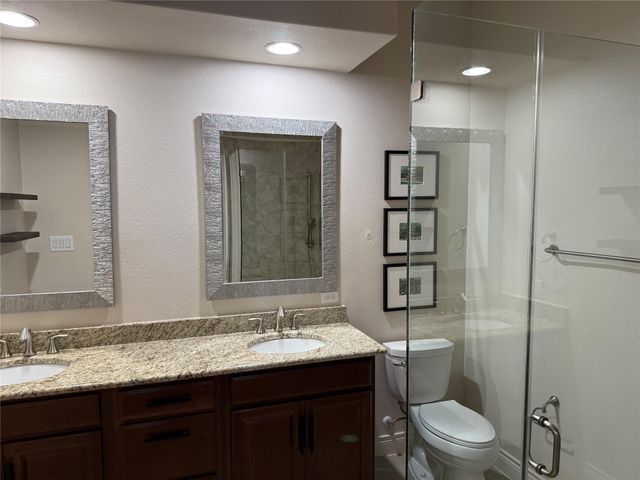 108 Rivalto CIR C3, Lakeway, TX 78734
