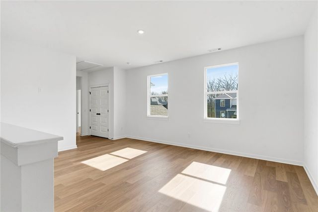 1883 E Fiji Street, Fayetteville, AR 72701