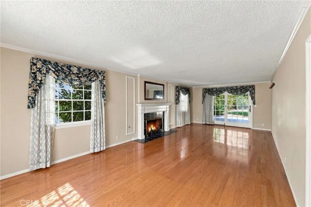 4045 Chapman, Riverside, CA 92506