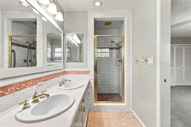 4045 Chapman, Riverside, CA 92506