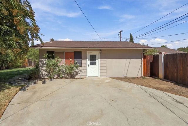 4045 Chapman, Riverside, CA 92506