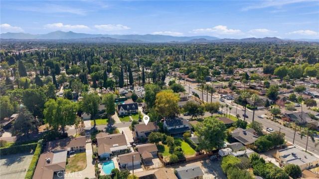 4045 Chapman, Riverside, CA 92506