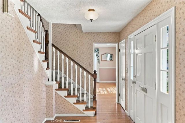 4045 Chapman, Riverside, CA 92506