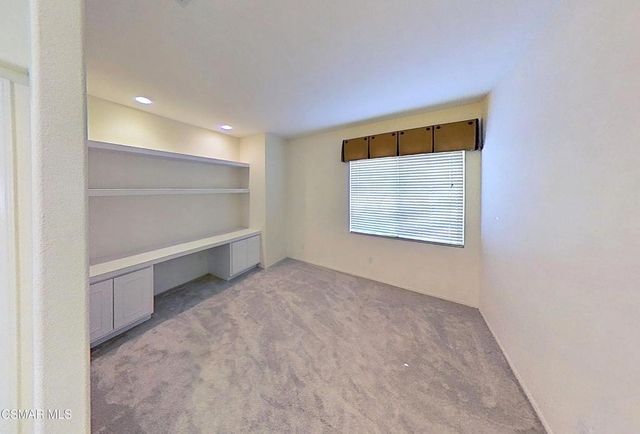 225 Galway Lane, Simi Valley, CA 93065