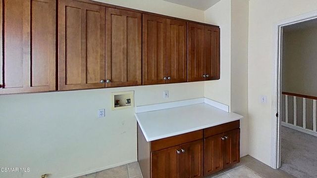 225 Galway Lane, Simi Valley, CA 93065