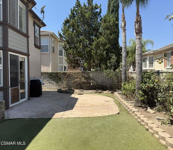 225 Galway Lane, Simi Valley, CA 93065