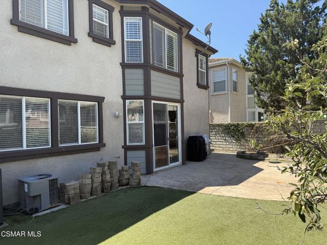 225 Galway Lane, Simi Valley, CA 93065