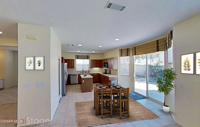 225 Galway Lane, Simi Valley, CA 93065