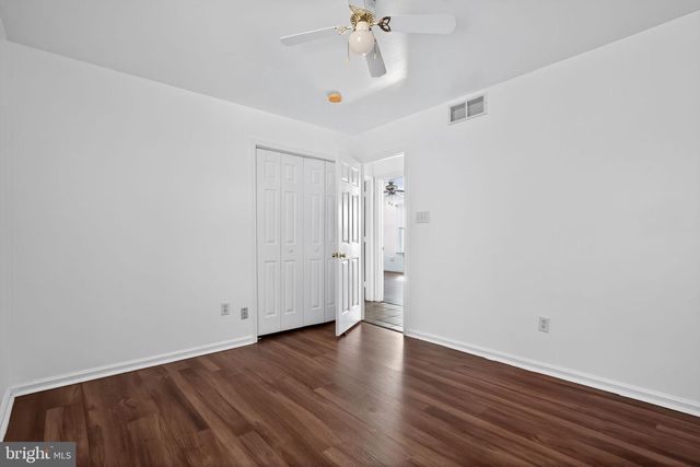 237 SHETLAND DR, New Castle, DE 19720