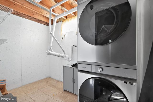 237 SHETLAND DR, New Castle, DE 19720