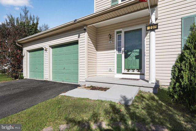 237 SHETLAND DR, New Castle, DE 19720