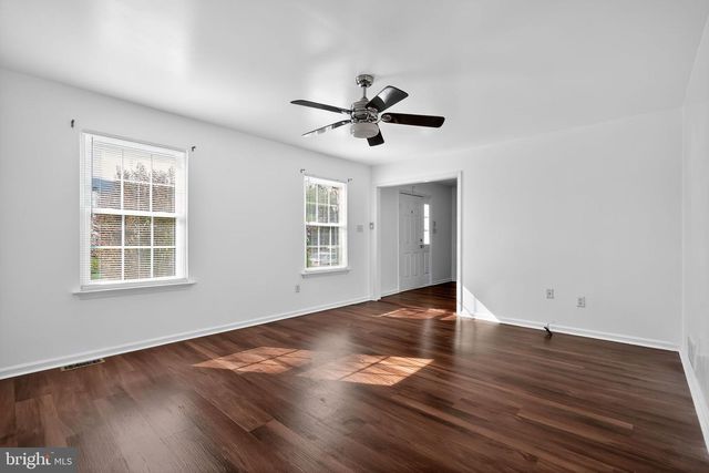 237 SHETLAND DR, New Castle, DE 19720