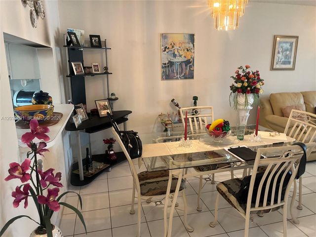 1100 SW 128th Ter 204U, Pembroke Pines, FL 33027