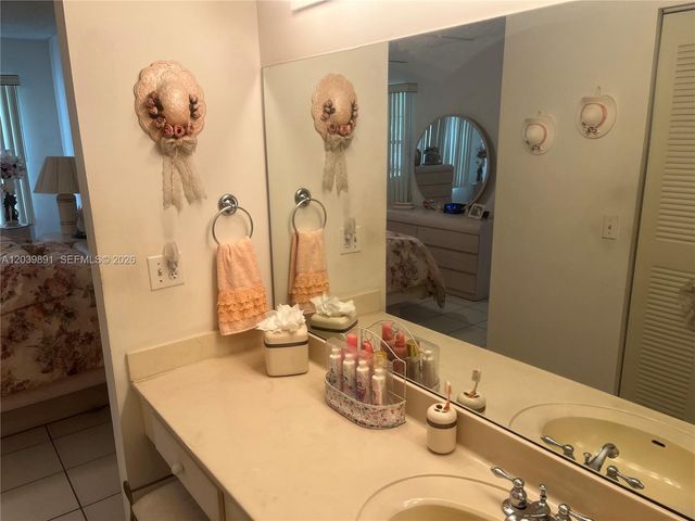 1100 SW 128th Ter 204U, Pembroke Pines, FL 33027