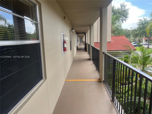 1100 SW 128th Ter 204U, Pembroke Pines, FL 33027