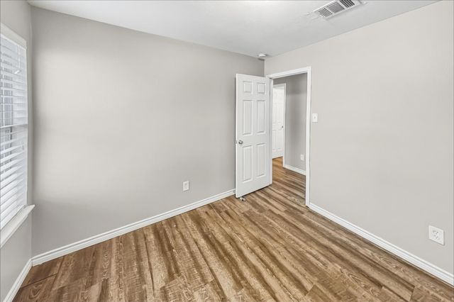 13319 Ambrosa Drive, Houston, TX 77044