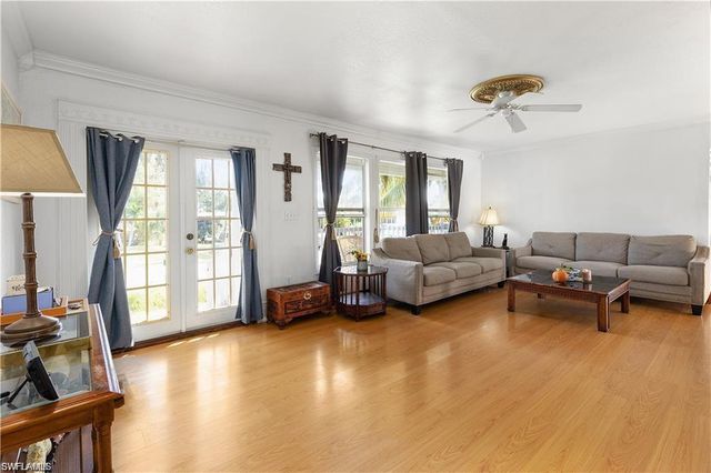 3117 Areca AVE, Naples, FL 34112
