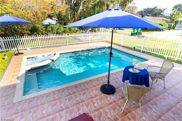 3117 Areca AVE, Naples, FL 34112