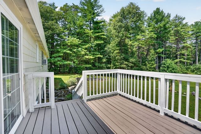 8 Charlotte Dr, Andover, MA 01810