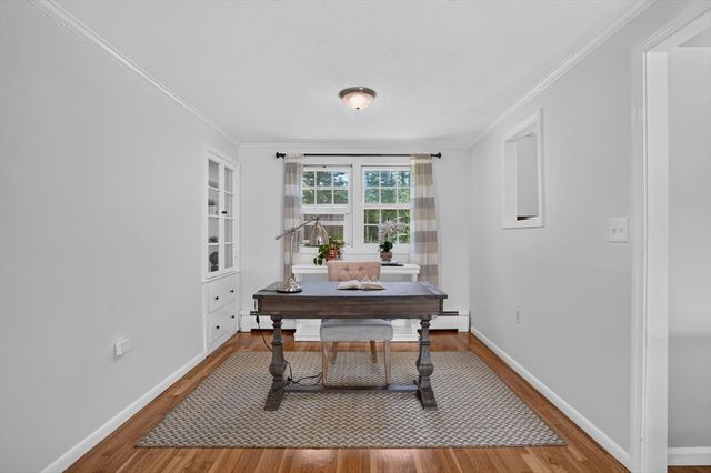 8 Charlotte Dr, Andover, MA 01810