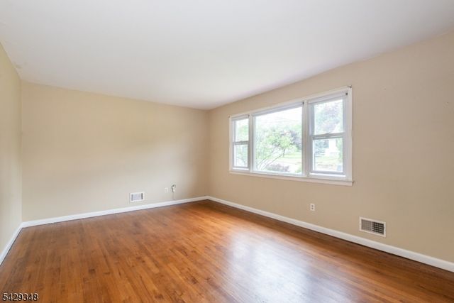 64 School St, North Haledon Boro, NJ 07508