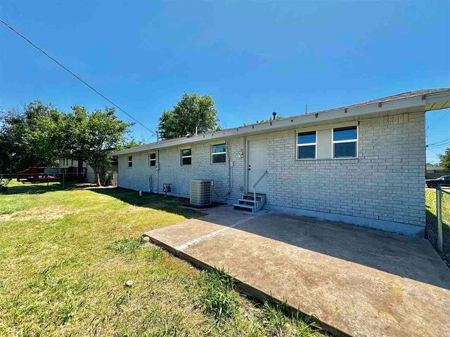 2409 NW 47th St, Lawton, OK 73505